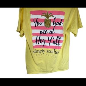 Simply southern yellow T-shirt size: M pineapple